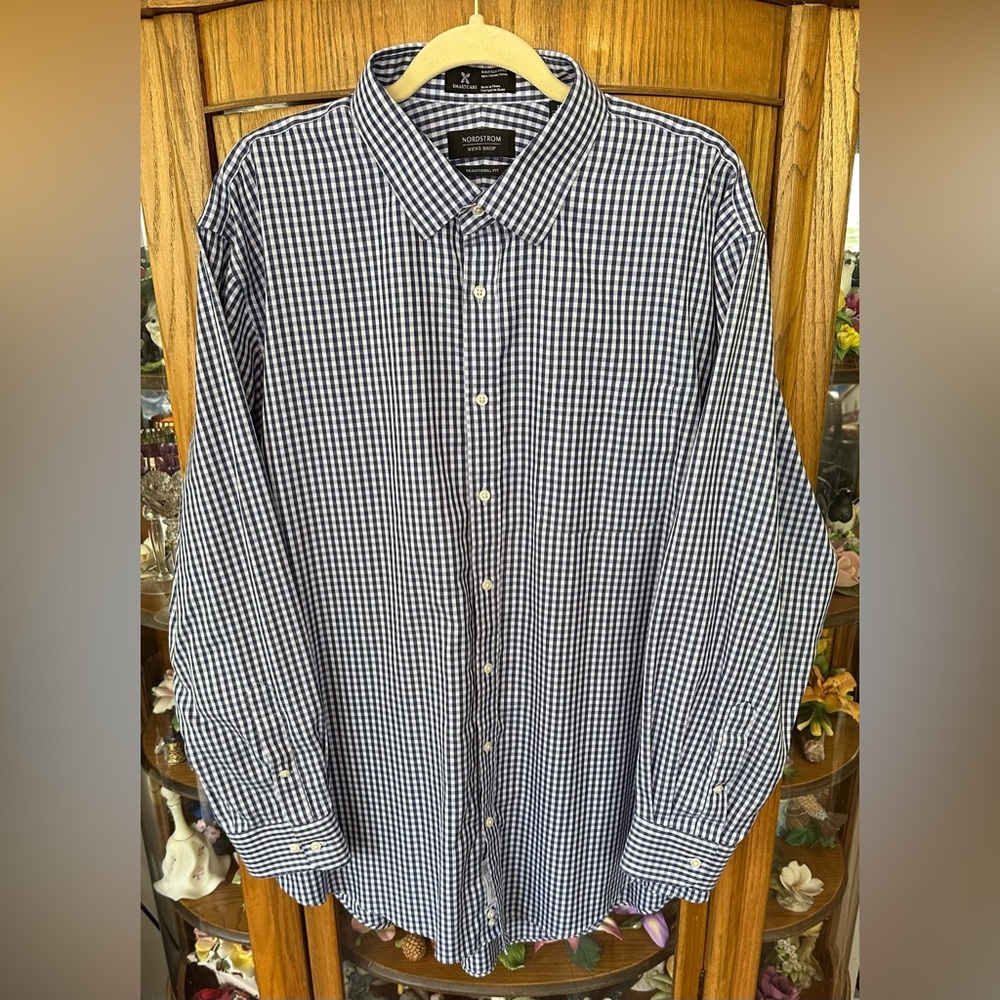 Nordstrom Men’s Shop Traditional Fit No Iron Long Sleeve Button-Up Size 18/34-35